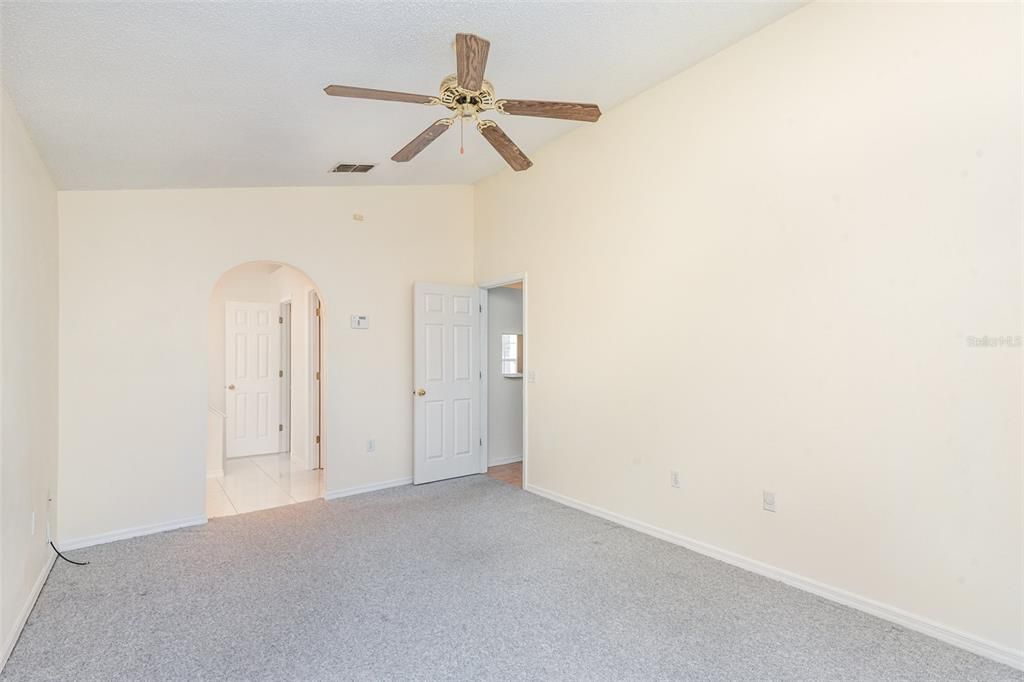 待售: $350,000 (3 贝兹, 2 浴室, 1227 平方英尺)