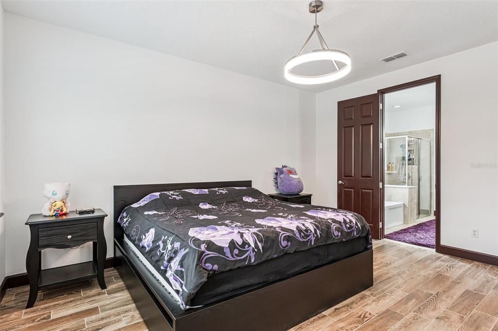 For Sale: $669,987 (3 beds, 2 baths, 1949 Square Feet)