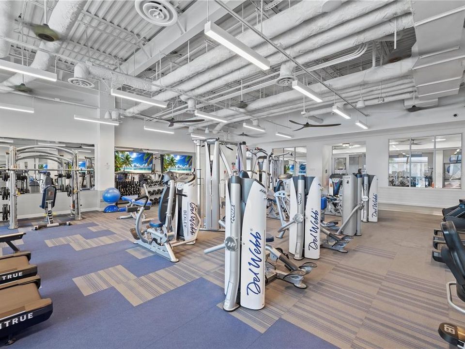 Под контрактом: $479,000 (2 спален, 2 ванн, 1894 Квадратных фут)