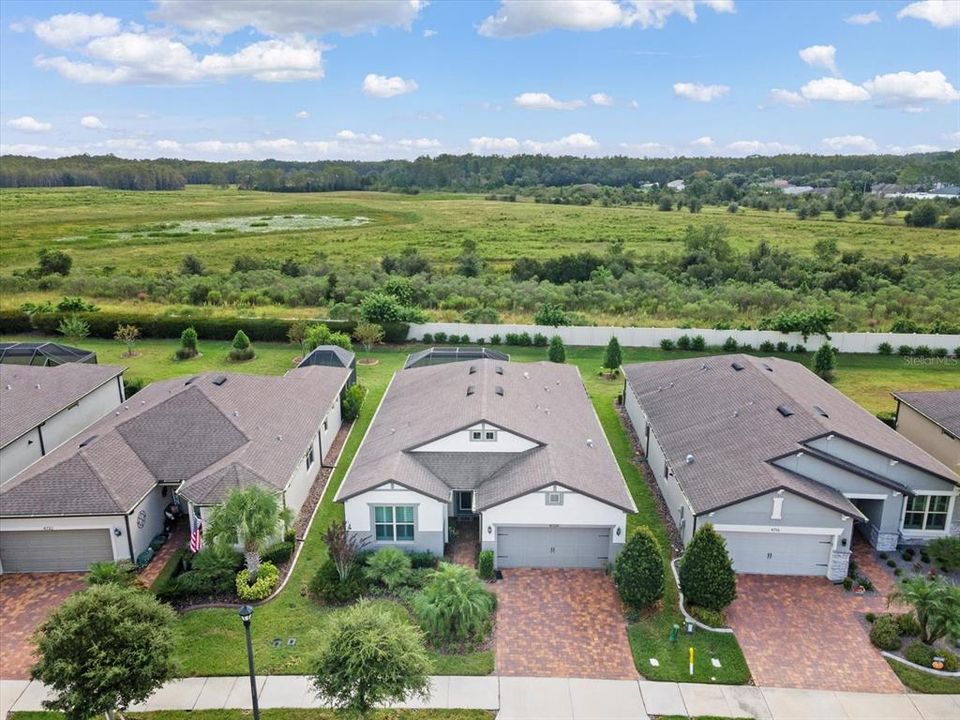 Под контрактом: $479,000 (2 спален, 2 ванн, 1894 Квадратных фут)