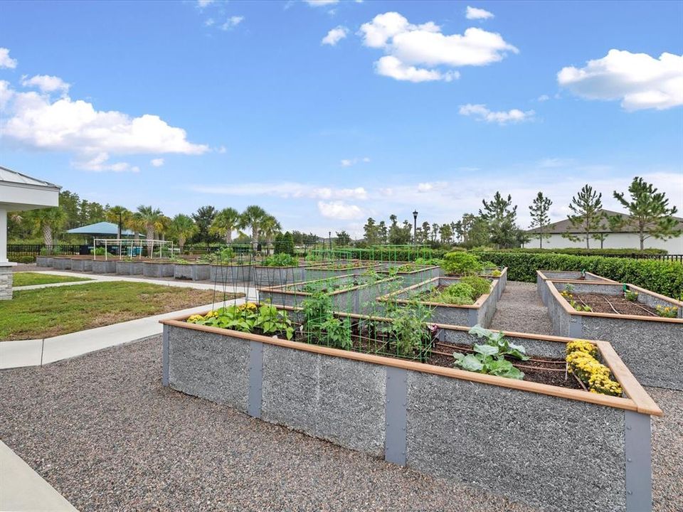 Под контрактом: $479,000 (2 спален, 2 ванн, 1894 Квадратных фут)