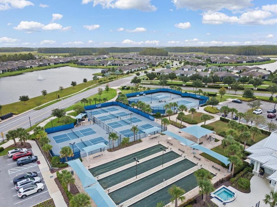 Под контрактом: $479,000 (2 спален, 2 ванн, 1894 Квадратных фут)