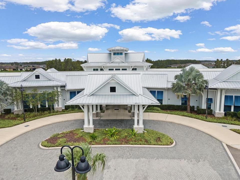 Под контрактом: $479,000 (2 спален, 2 ванн, 1894 Квадратных фут)