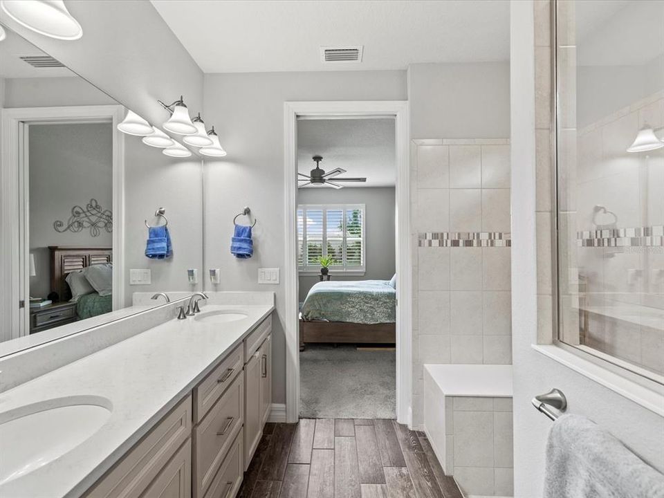 Под контрактом: $479,000 (2 спален, 2 ванн, 1894 Квадратных фут)