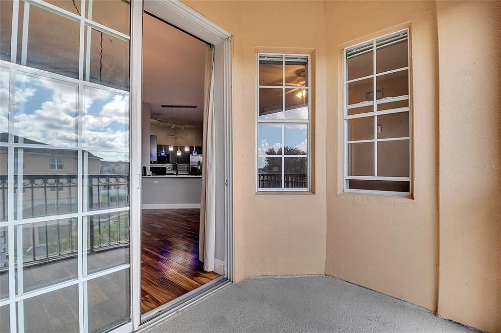 En Venta: $240,000 (3 camas, 2 baños, 1542 Pies cuadrados)