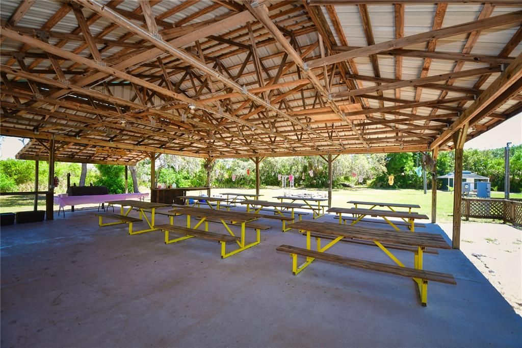 En Venta: $575,000 (3 camas, 2 baños, 1819 Pies cuadrados)