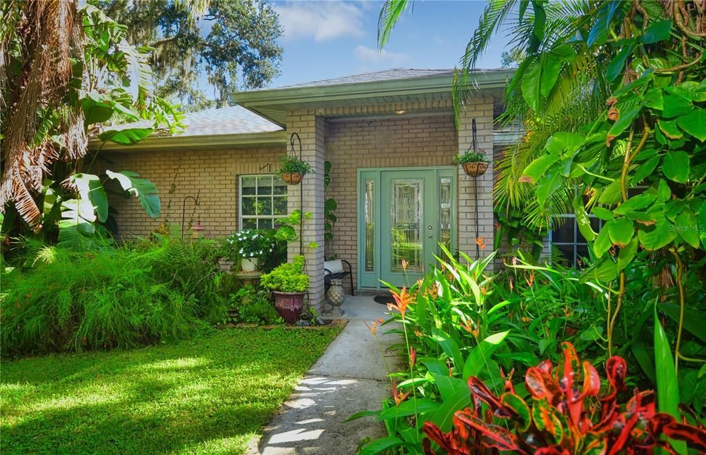 En Venta: $575,000 (3 camas, 2 baños, 1819 Pies cuadrados)