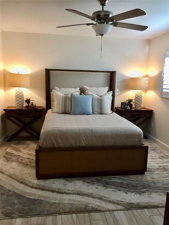 For Rent: $4,000 (2 beds, 2 baths, 1009 Square Feet)