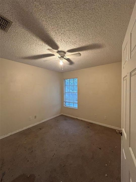 Active With Contract: $285,000 (3 beds, 2 baths, 1690 Square Feet)