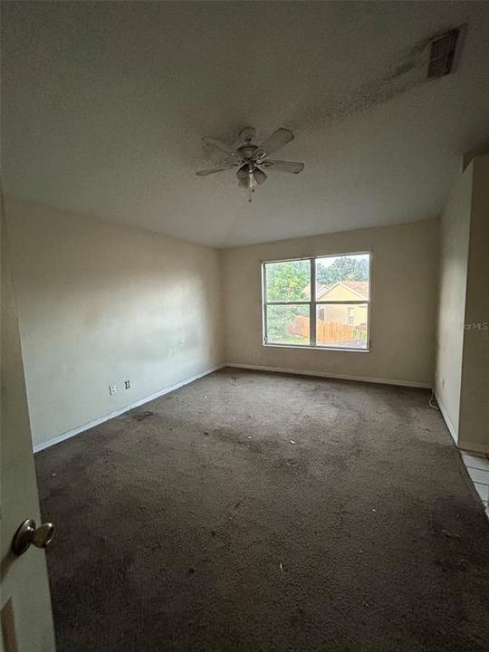 Active With Contract: $285,000 (3 beds, 2 baths, 1690 Square Feet)