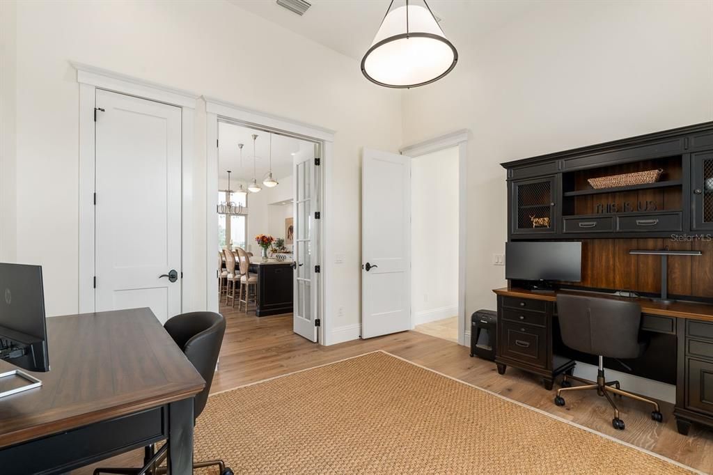 For Sale: $2,250,000 (3 beds, 3 baths, 2932 Square Feet)