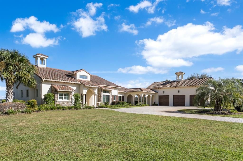 For Sale: $2,250,000 (3 beds, 3 baths, 2932 Square Feet)