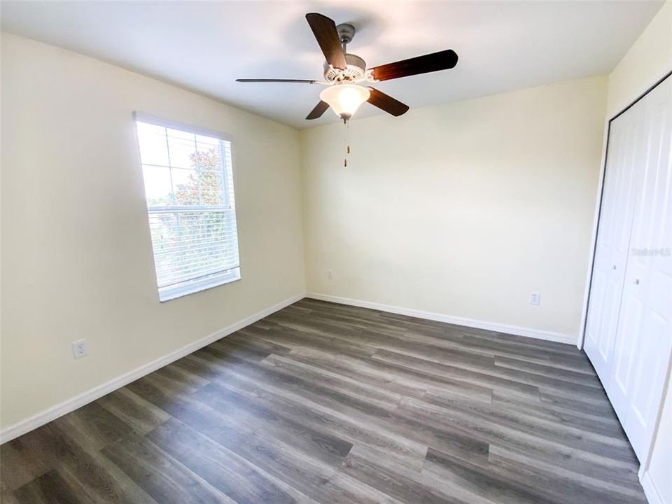 En Venta: $390,000 (5 camas, 3 baños, 2455 Pies cuadrados)