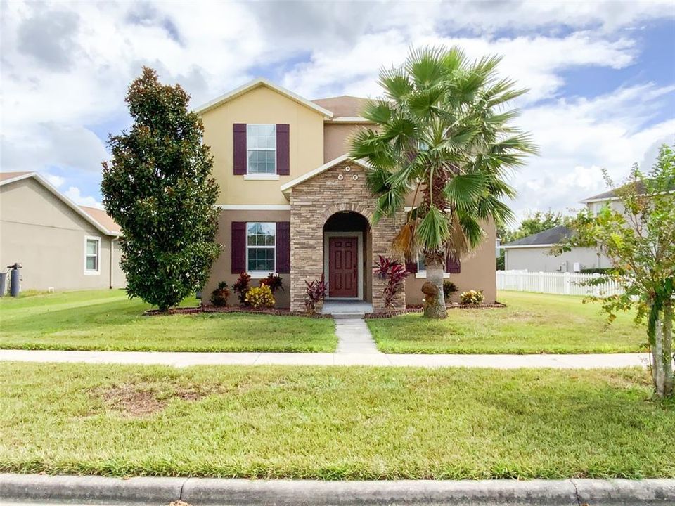 En Venta: $390,000 (5 camas, 3 baños, 2455 Pies cuadrados)