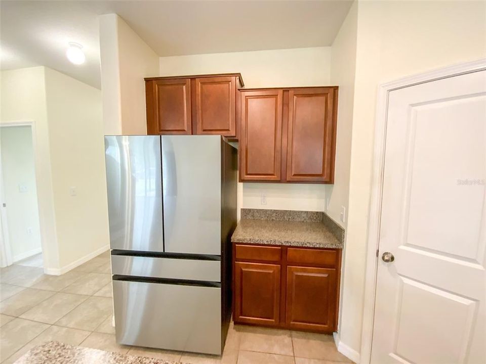 En Venta: $390,000 (5 camas, 3 baños, 2455 Pies cuadrados)