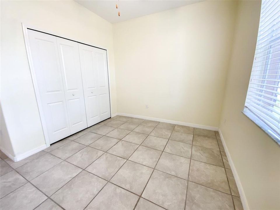 En Venta: $390,000 (5 camas, 3 baños, 2455 Pies cuadrados)