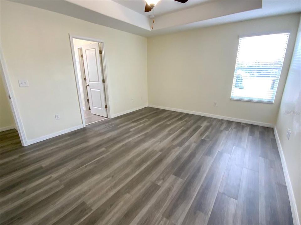 En Venta: $390,000 (5 camas, 3 baños, 2455 Pies cuadrados)