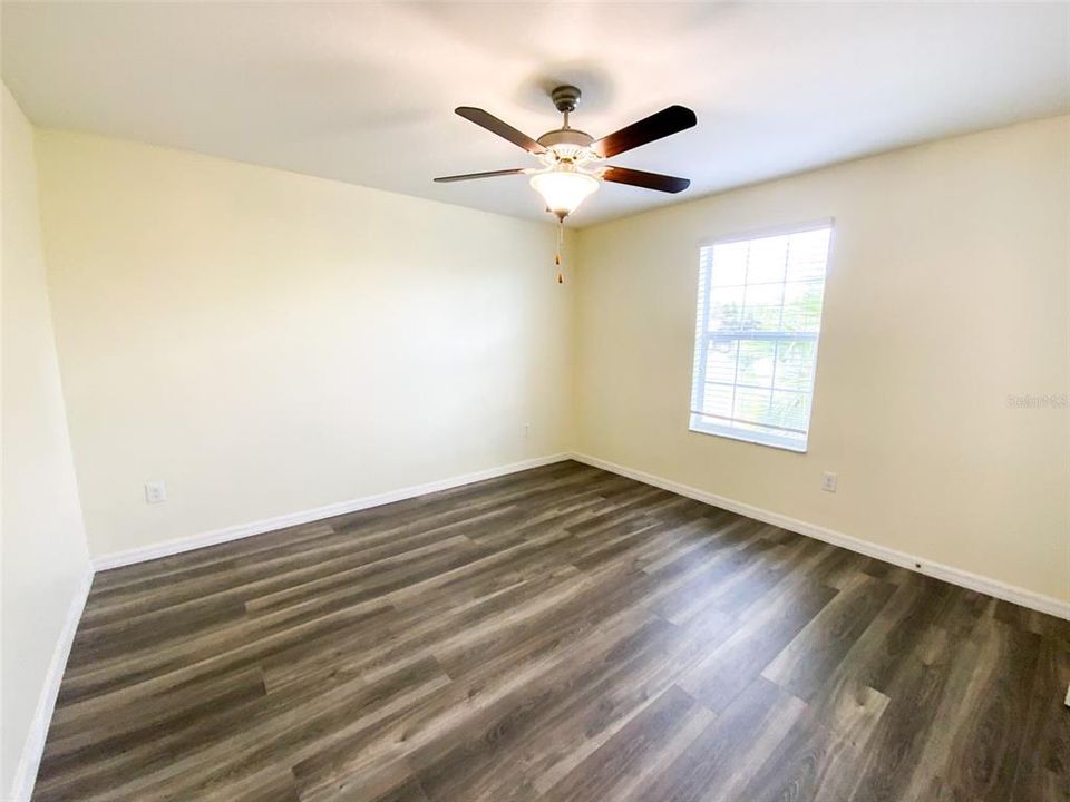 En Venta: $390,000 (5 camas, 3 baños, 2455 Pies cuadrados)