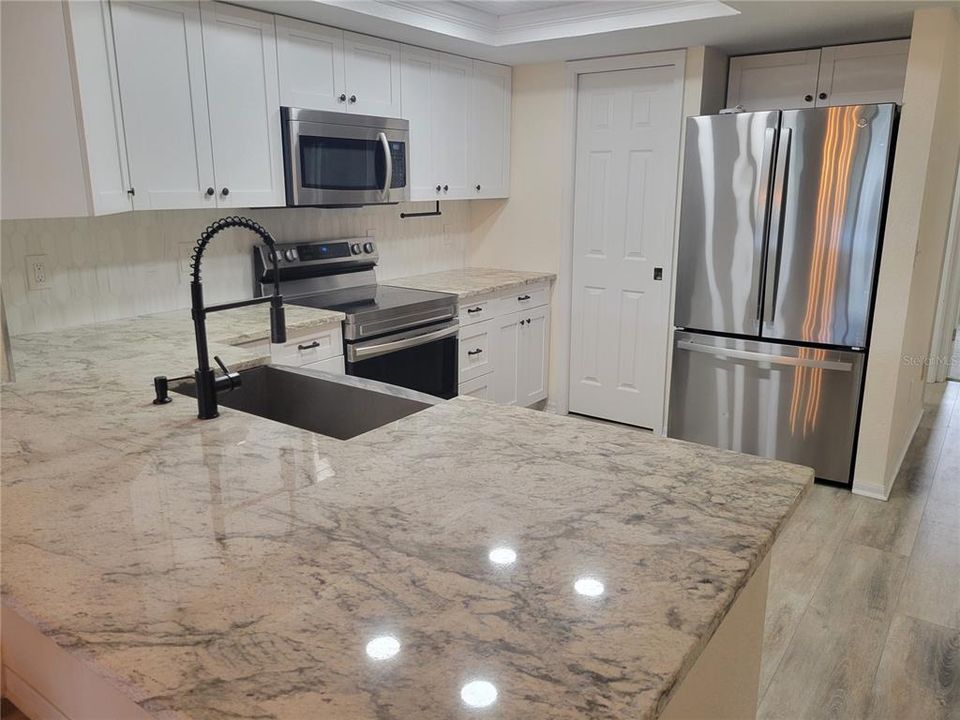 На продажу: $510,000 (3 спален, 4 ванн, 2174 Квадратных фут)