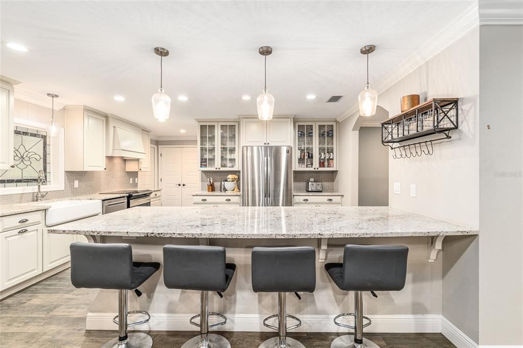 For Sale: $820,000 (3 beds, 3 baths, 2653 Square Feet)