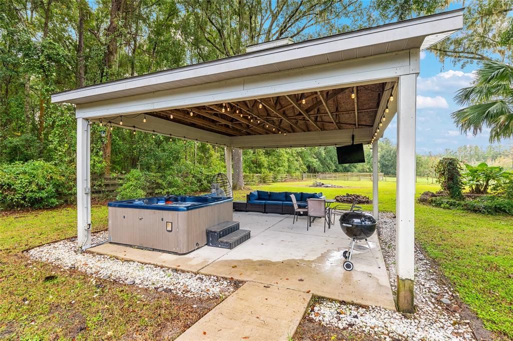 For Sale: $820,000 (3 beds, 3 baths, 2653 Square Feet)