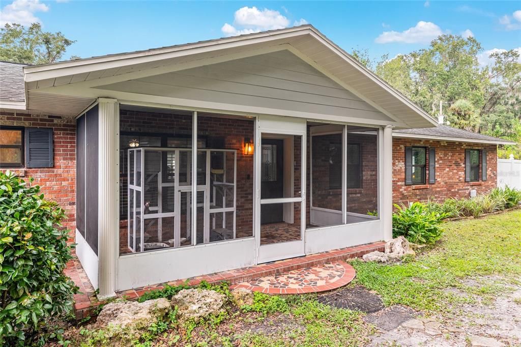 For Sale: $820,000 (3 beds, 3 baths, 2653 Square Feet)