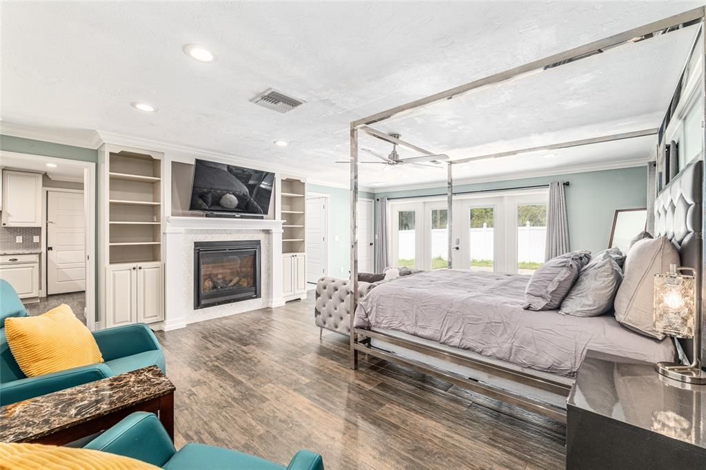 For Sale: $820,000 (3 beds, 3 baths, 2653 Square Feet)