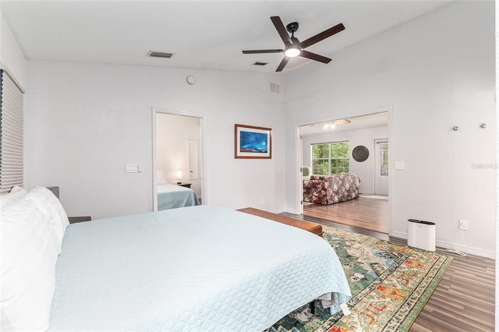 For Sale: $820,000 (3 beds, 3 baths, 2653 Square Feet)