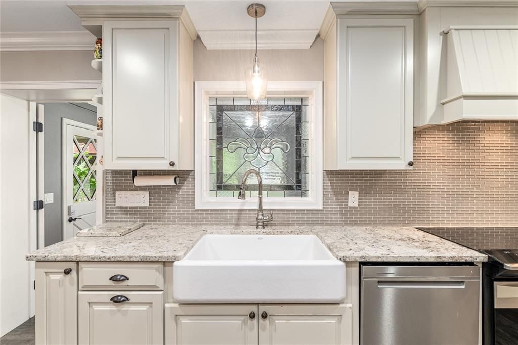 For Sale: $820,000 (3 beds, 3 baths, 2653 Square Feet)