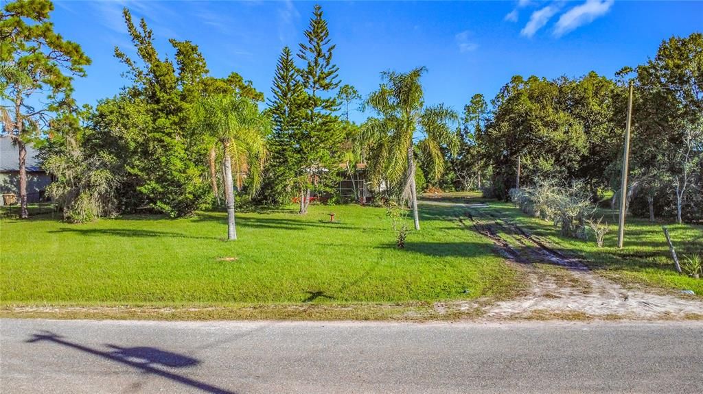 Recently Sold: $265,000 (2 beds, 1 baths, 784 Square Feet)