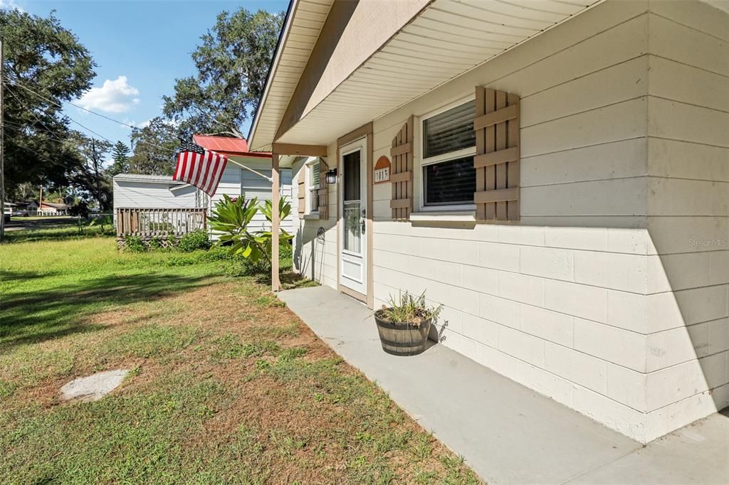 En Venta: $314,900 (3 camas, 2 baños, 1076 Pies cuadrados)