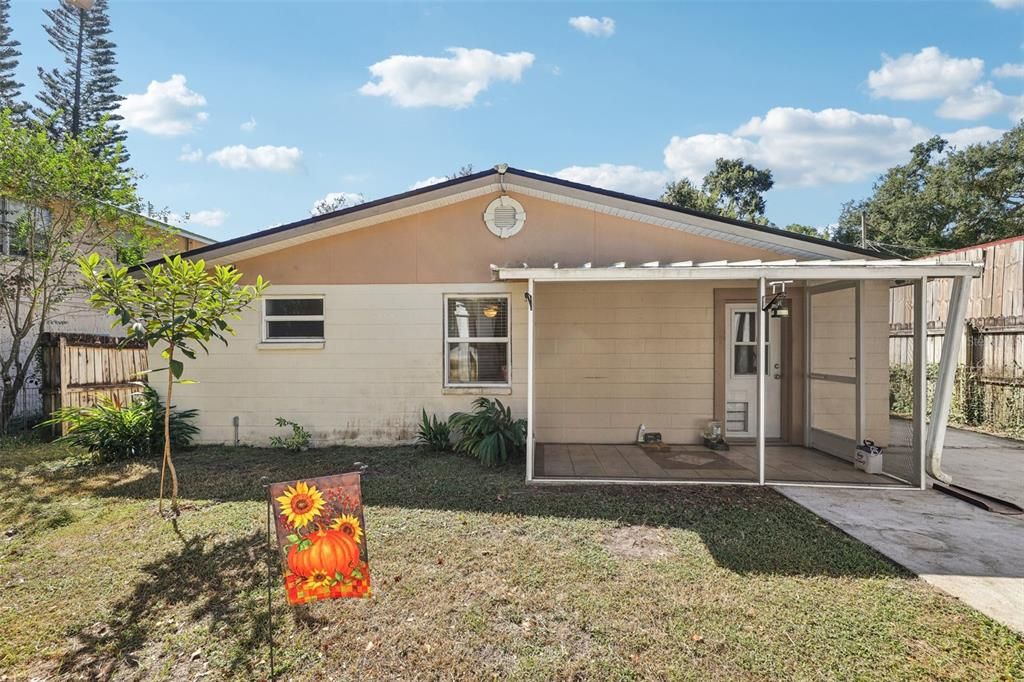 En Venta: $314,900 (3 camas, 2 baños, 1076 Pies cuadrados)