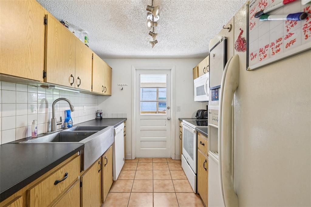 En Venta: $314,900 (3 camas, 2 baños, 1076 Pies cuadrados)