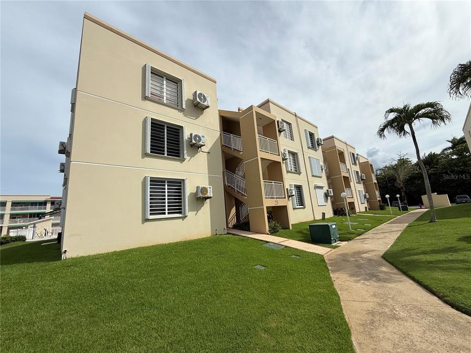 В аренду: $2,200 (2 спален, 2 ванн, 1500 Квадратных фут)