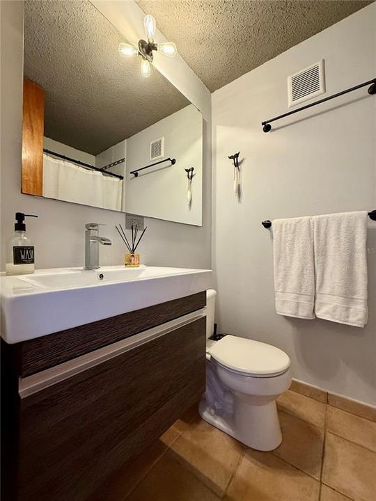 В аренду: $2,200 (2 спален, 2 ванн, 1500 Квадратных фут)