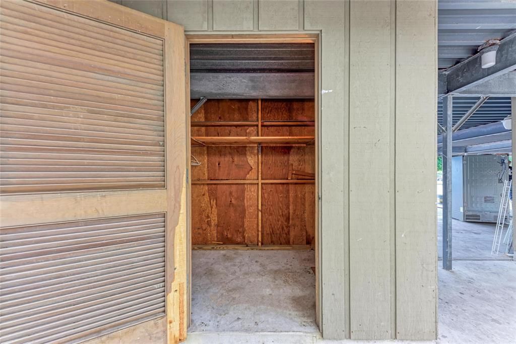 For Sale: $440,000 (2 beds, 2 baths, 1023 Square Feet)