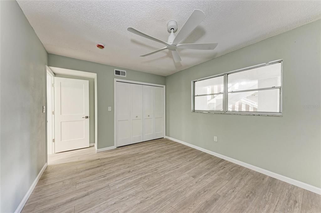 For Sale: $440,000 (2 beds, 2 baths, 1023 Square Feet)