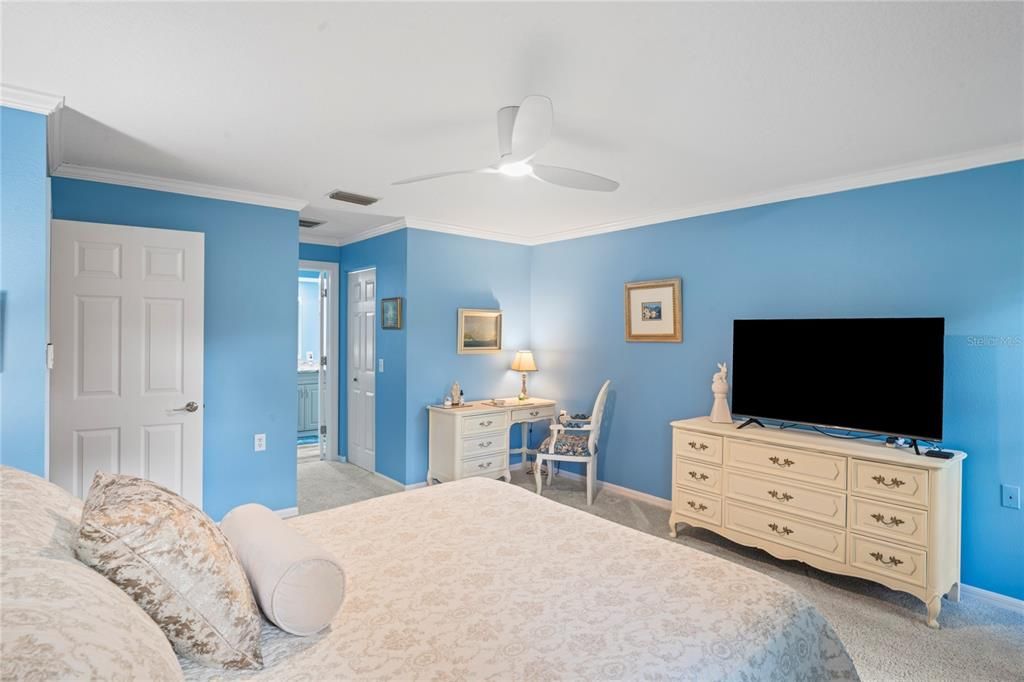 For Sale: $378,000 (2 beds, 2 baths, 1752 Square Feet)