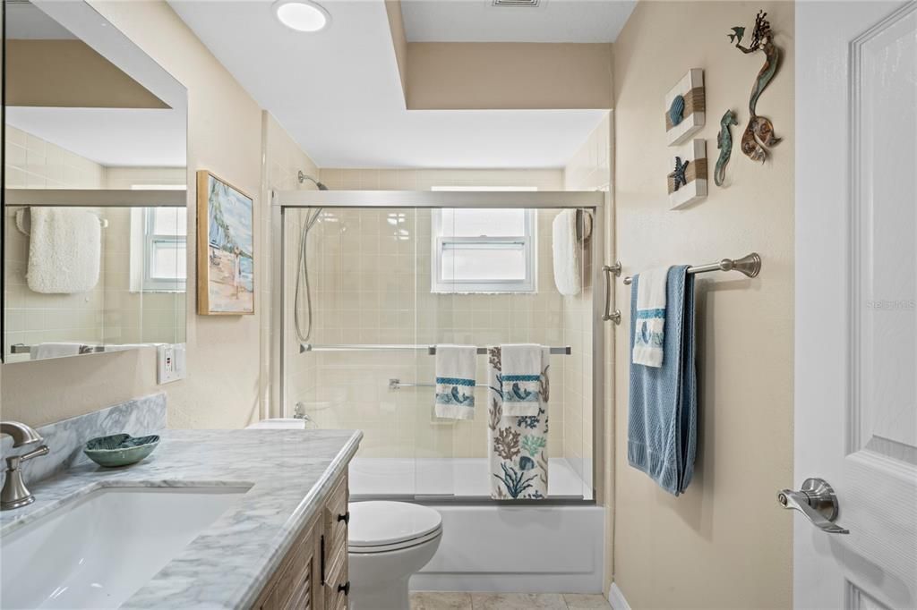 For Sale: $378,000 (2 beds, 2 baths, 1752 Square Feet)