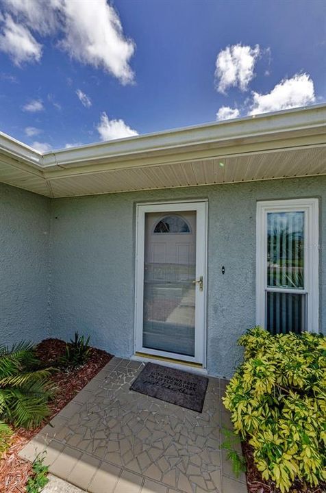 Active With Contract: $3,500 (2 beds, 2 baths, 1379 Square Feet)