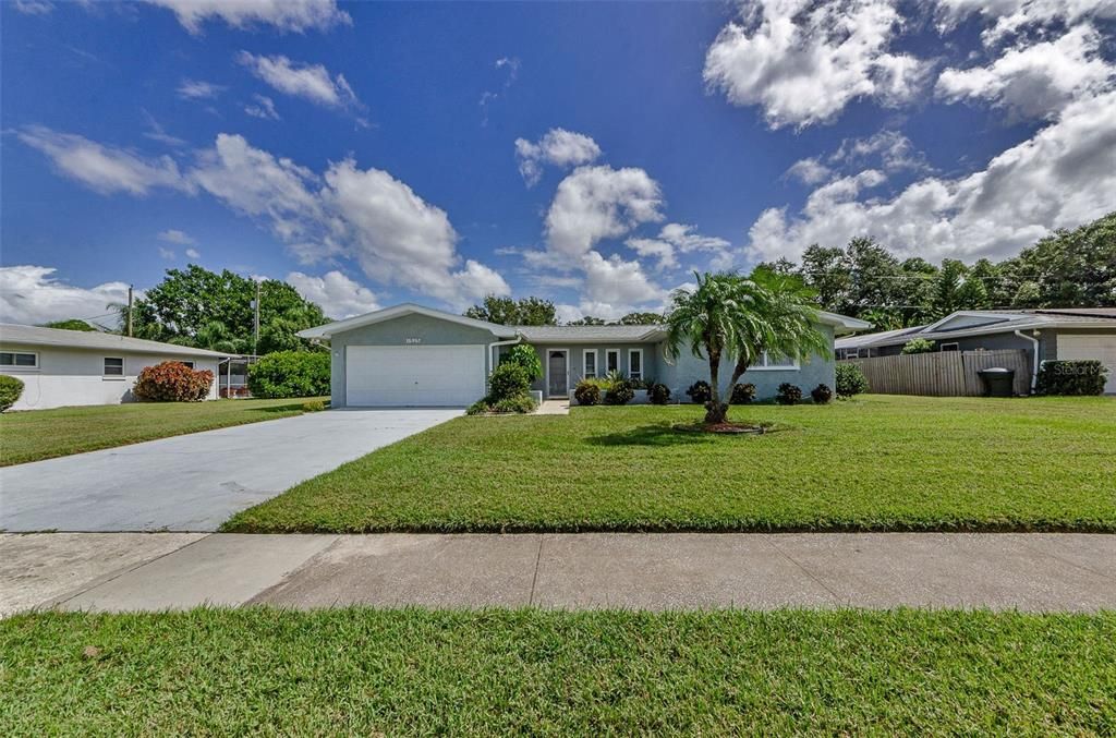 Active With Contract: $3,500 (2 beds, 2 baths, 1379 Square Feet)