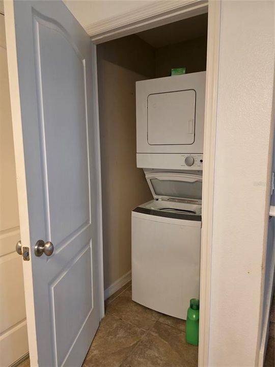 В аренду: $2,300 (3 спален, 2 ванн, 1288 Квадратных фут)