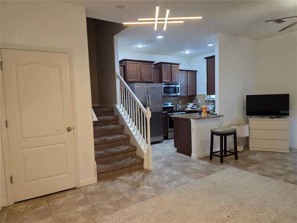 В аренду: $2,300 (3 спален, 2 ванн, 1288 Квадратных фут)