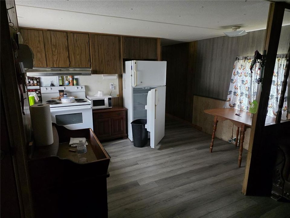 待售: $80,000 (3 贝兹, 2 浴室, 840 平方英尺)