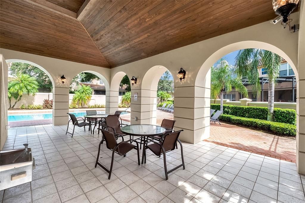 На продажу: $465,000 (2 спален, 2 ванн, 1824 Квадратных фут)