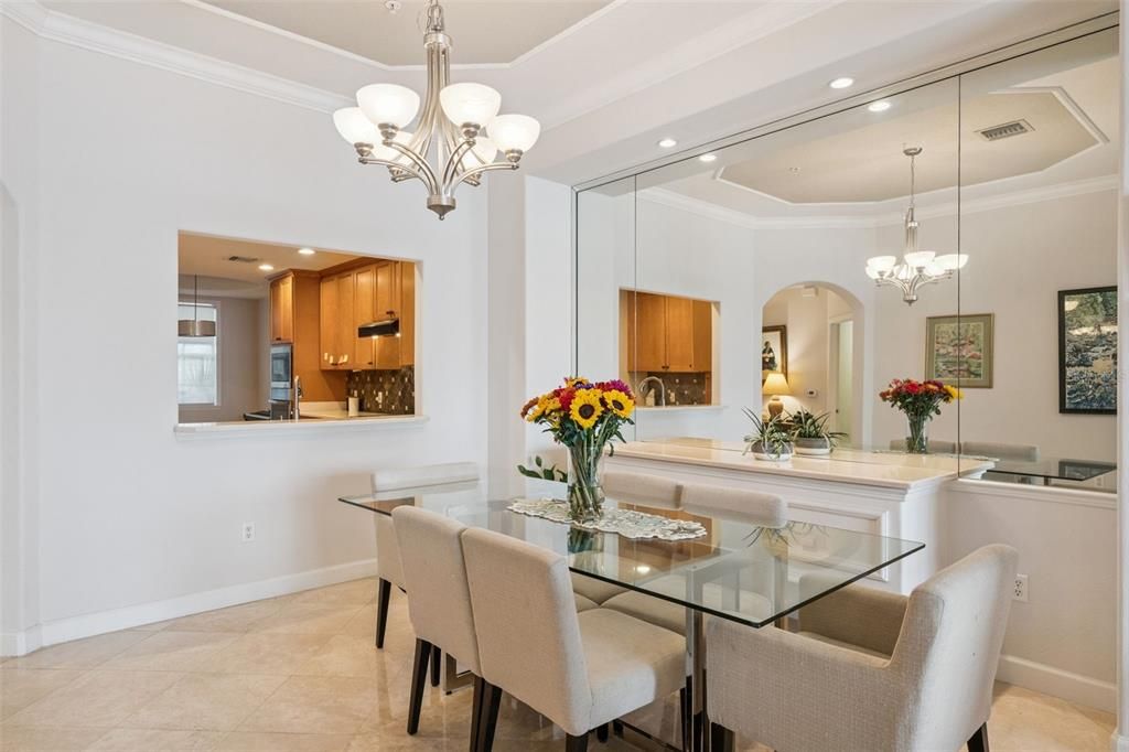 На продажу: $465,000 (2 спален, 2 ванн, 1824 Квадратных фут)