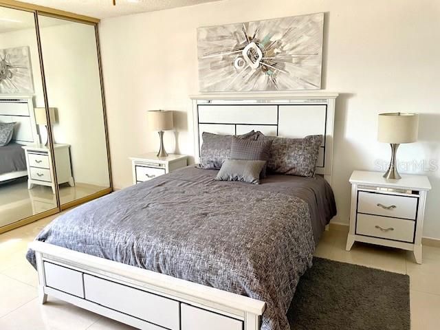 Под контрактом: $335,000 (1 спален, 10 ванн, 770 Квадратных фут)