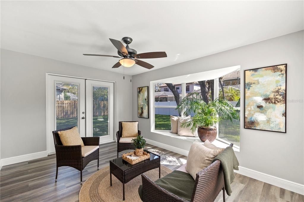 待售: $665,000 (4 贝兹, 3 浴室, 2565 平方英尺)