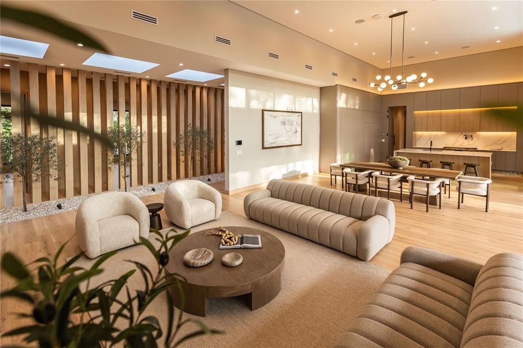 For Sale: $4,499,995 (6 beds, 6 baths, 5428 Square Feet)