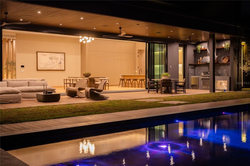 For Sale: $4,499,995 (6 beds, 6 baths, 5428 Square Feet)